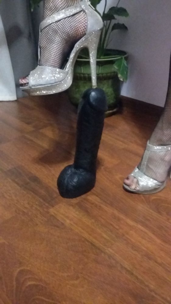 Страпонесса Анна индивидуалка Москвы у метро Новые Черемушки индивидуалки со своими фото